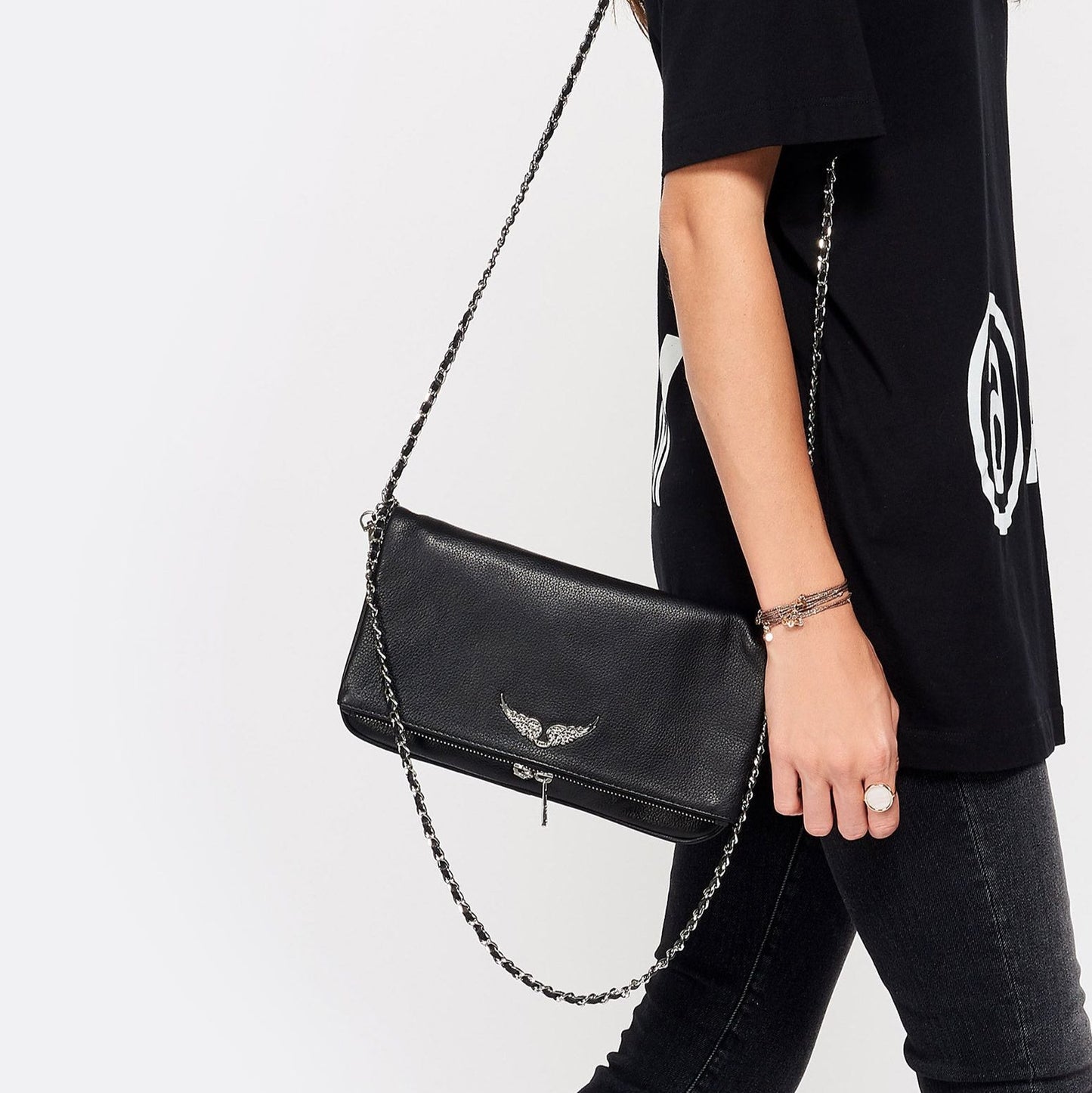 Solange | Elegant kuvert – Trendig kedja och perfekt format