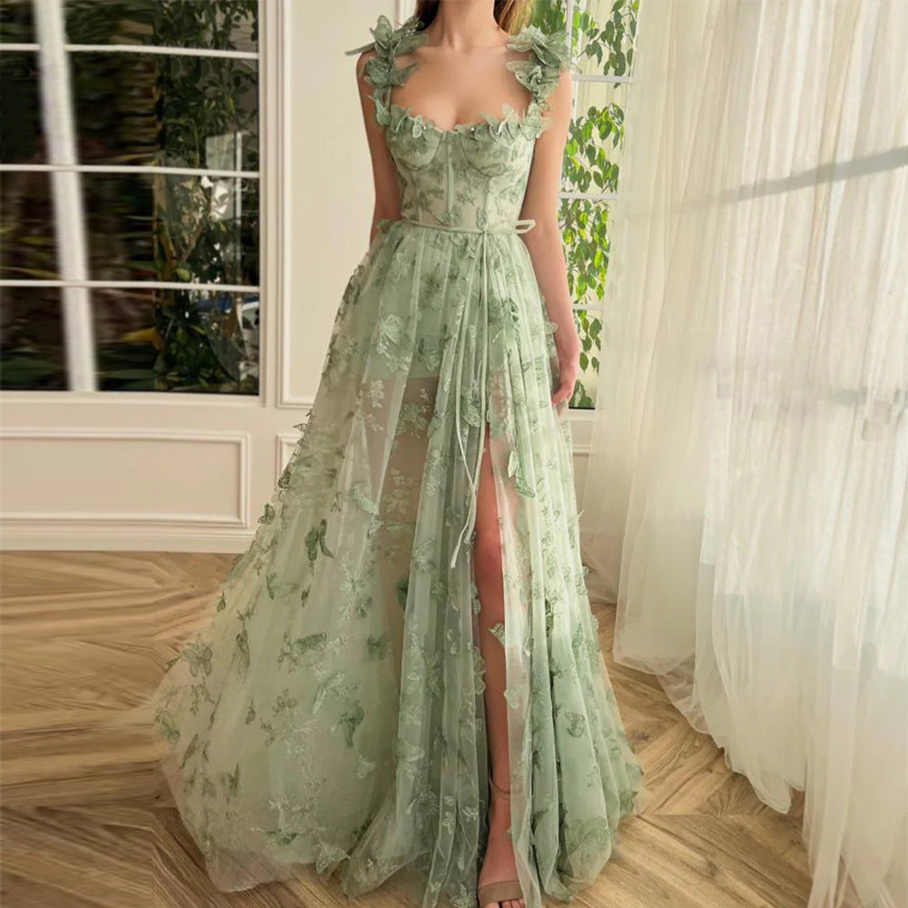 Henriette | Női Ünnepi Ruha – Rózsák és Elegancia