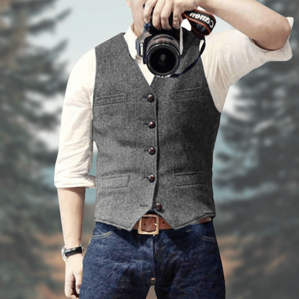 Alvin | Fitted Sleeveless Vest for a Chic Look 
