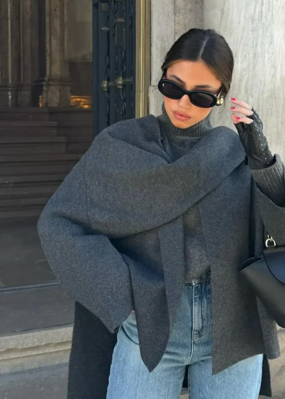 Fernande | Mantou Capă De Luxe – Eleganță Atemporală și Rafinat 