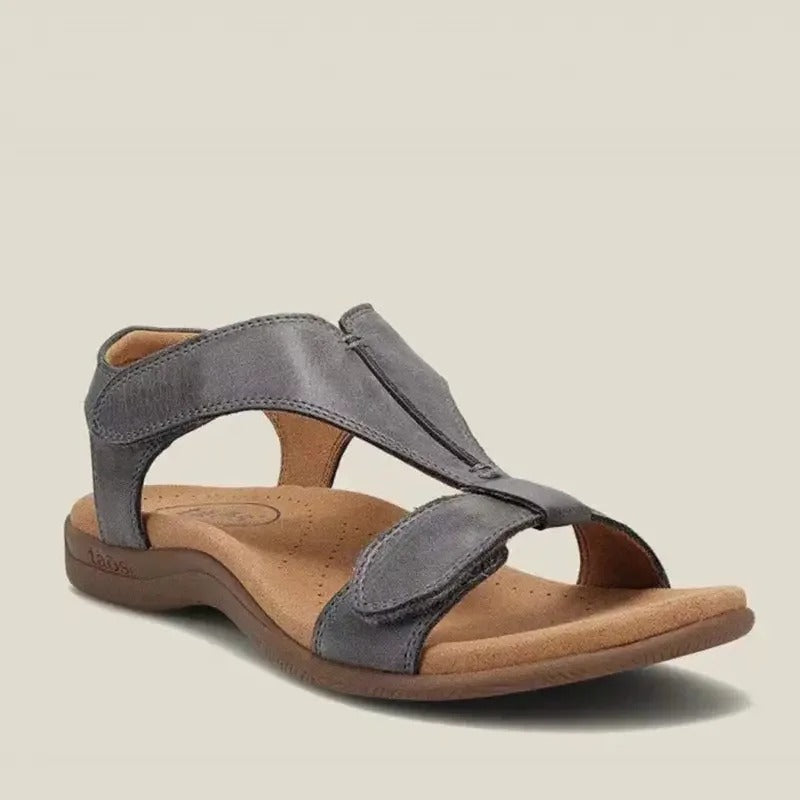 Céline | Sandaler för sommaren – Justerbara och ultra bekväma 