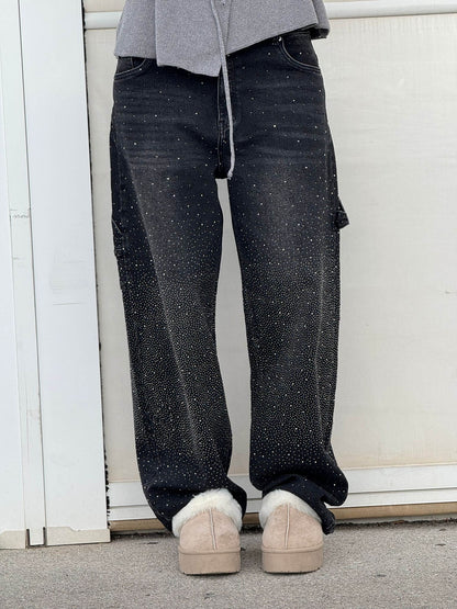 May | Modebroek – Relaxte Pasvorm en Glanzende Afwerkingen 