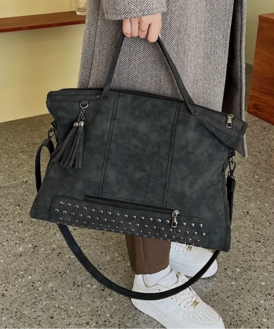Lola | Luxusná kabelka – Elegancia a nadčasový štýl 