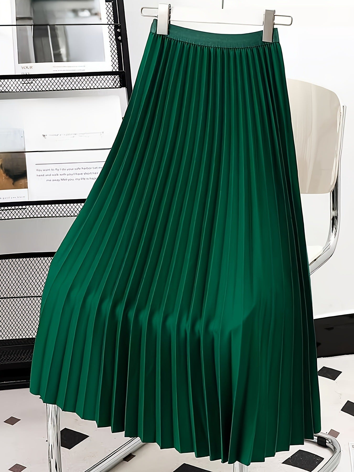 Céline | Gonna Plissettata Alta in Vita – Eleganza e Silhouette Sublimata 
